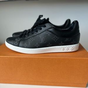 Louis Vuitton Sneakers (Black) Men’s 8